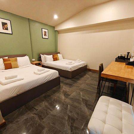 Ployburi Boutique Hotel Chanthaburi Exteriör bild