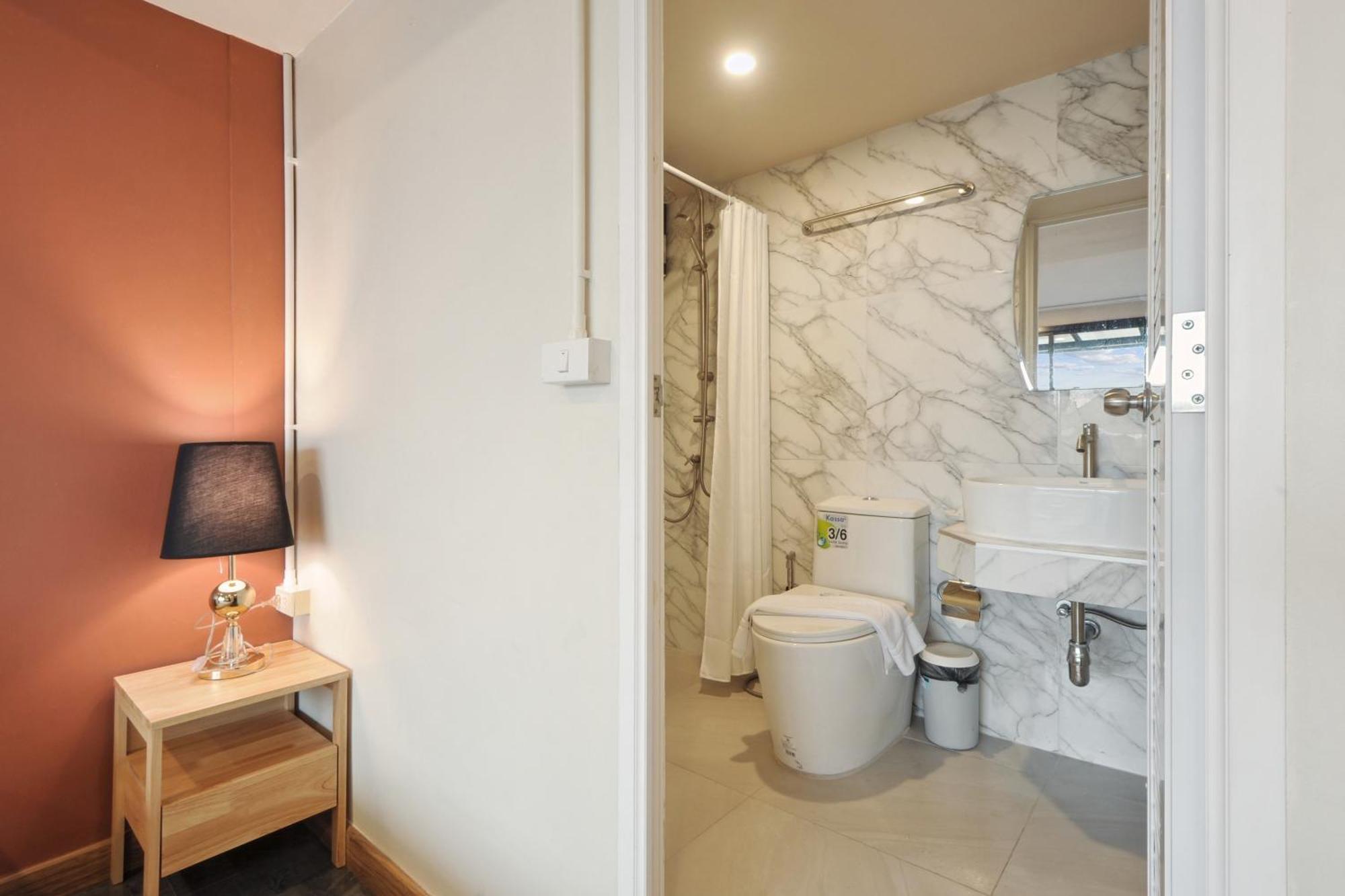 Ployburi Boutique Hotel Chanthaburi Exteriör bild