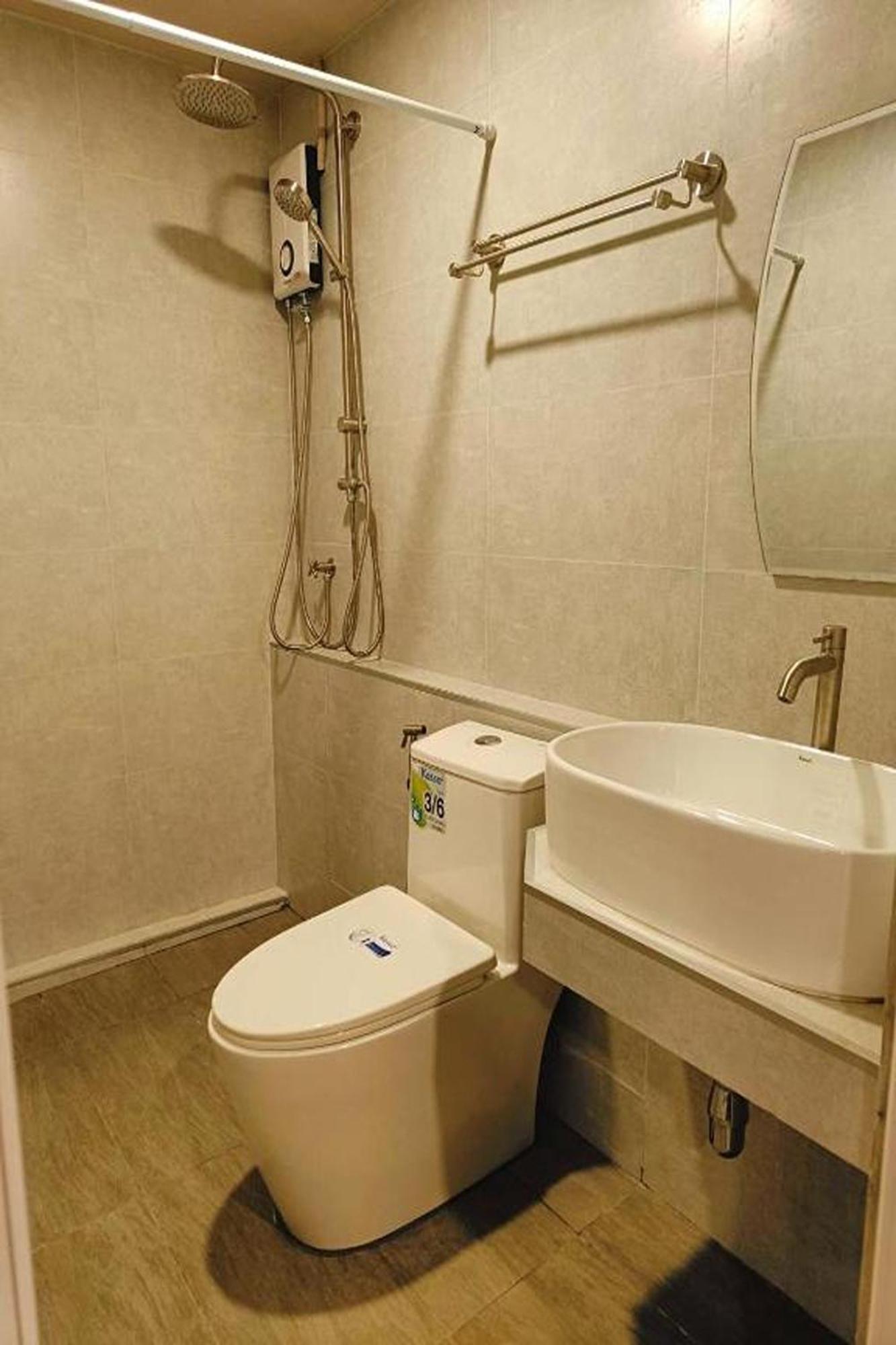 Ployburi Boutique Hotel Chanthaburi Exteriör bild
