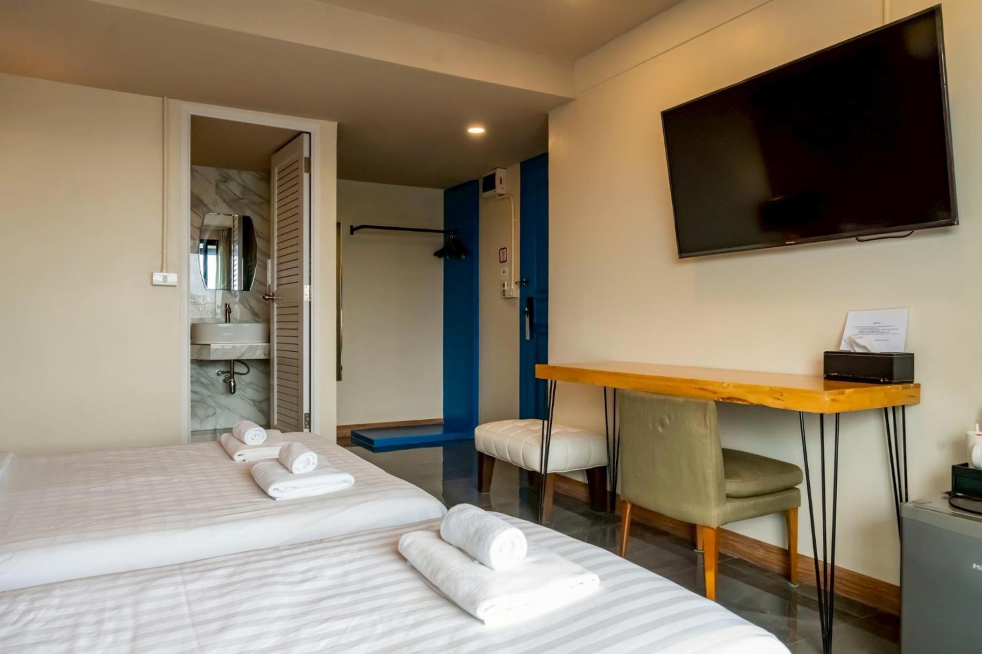 Ployburi Boutique Hotel Chanthaburi Exteriör bild